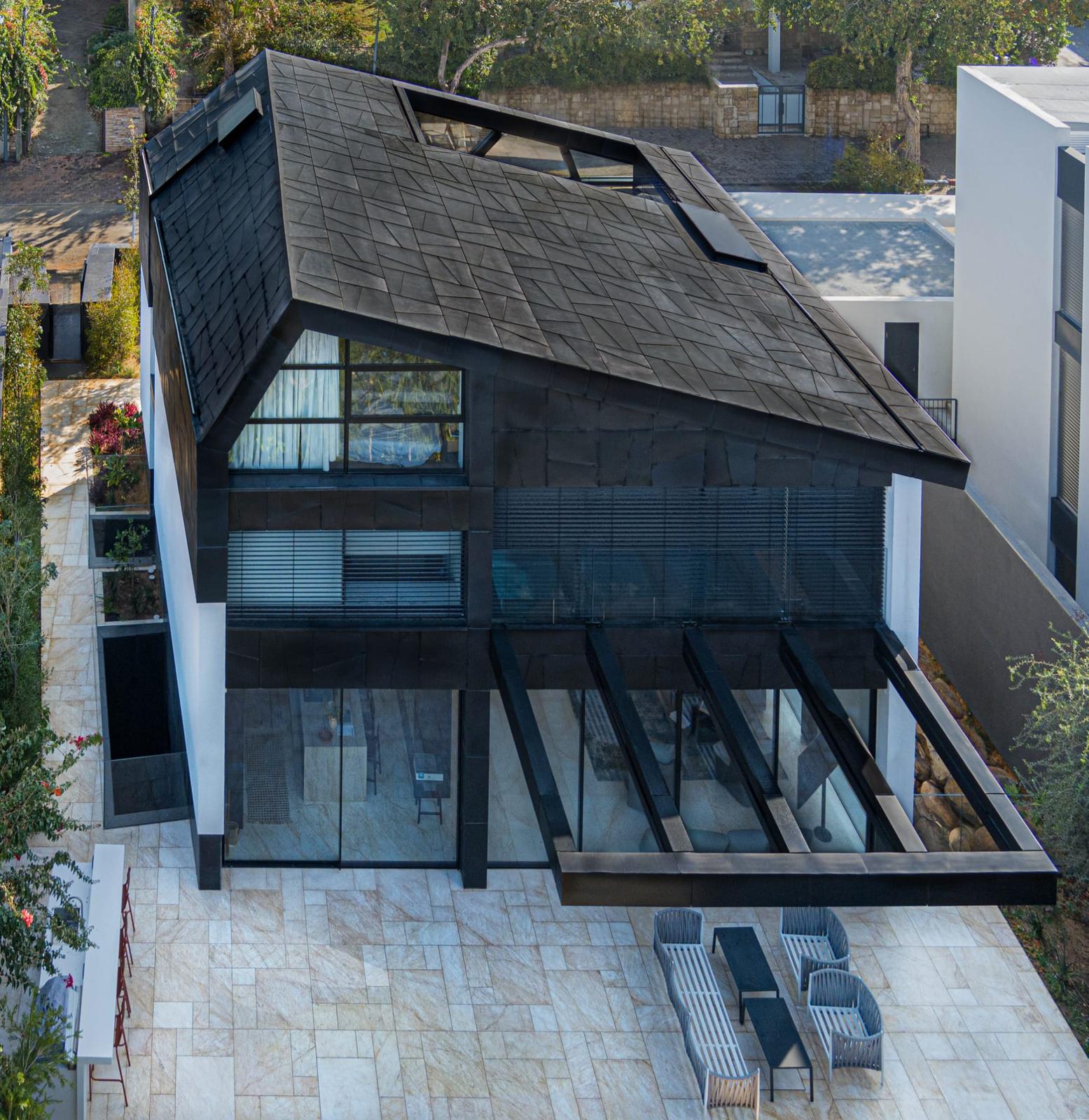 וילה בהרצליה פיתוח