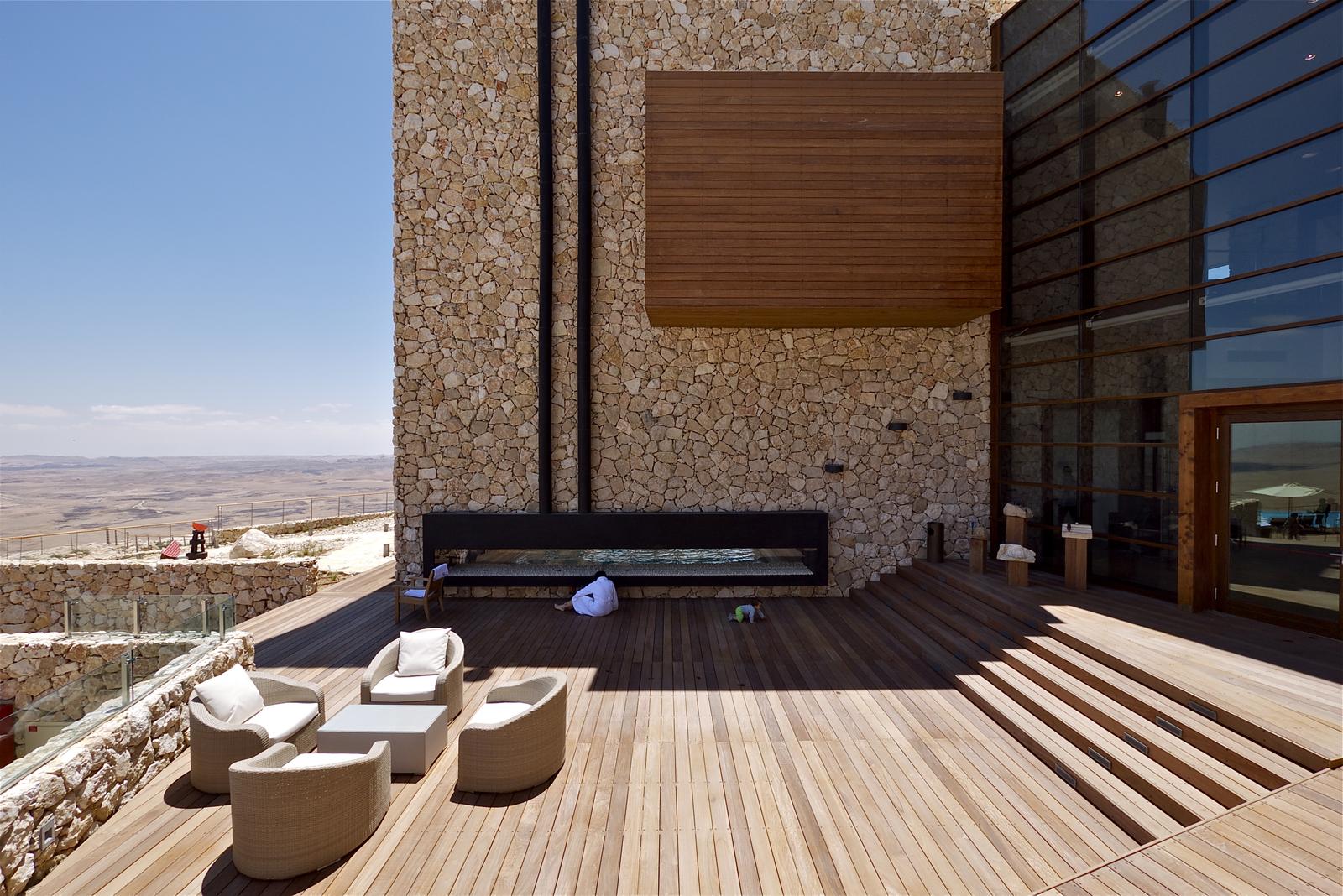 מלון בראשית