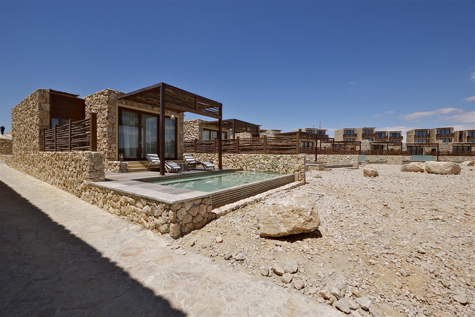 מלון בראשית