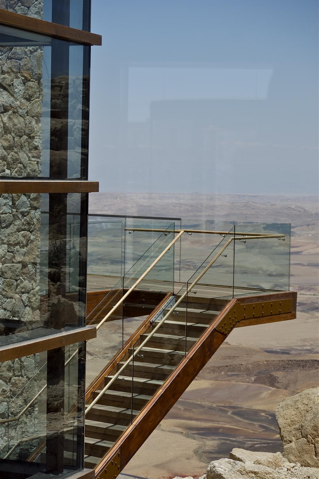 מלון בראשית