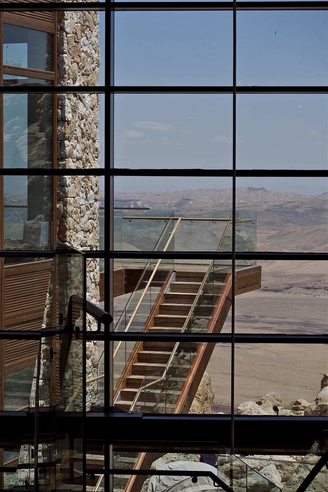 מלון בראשית